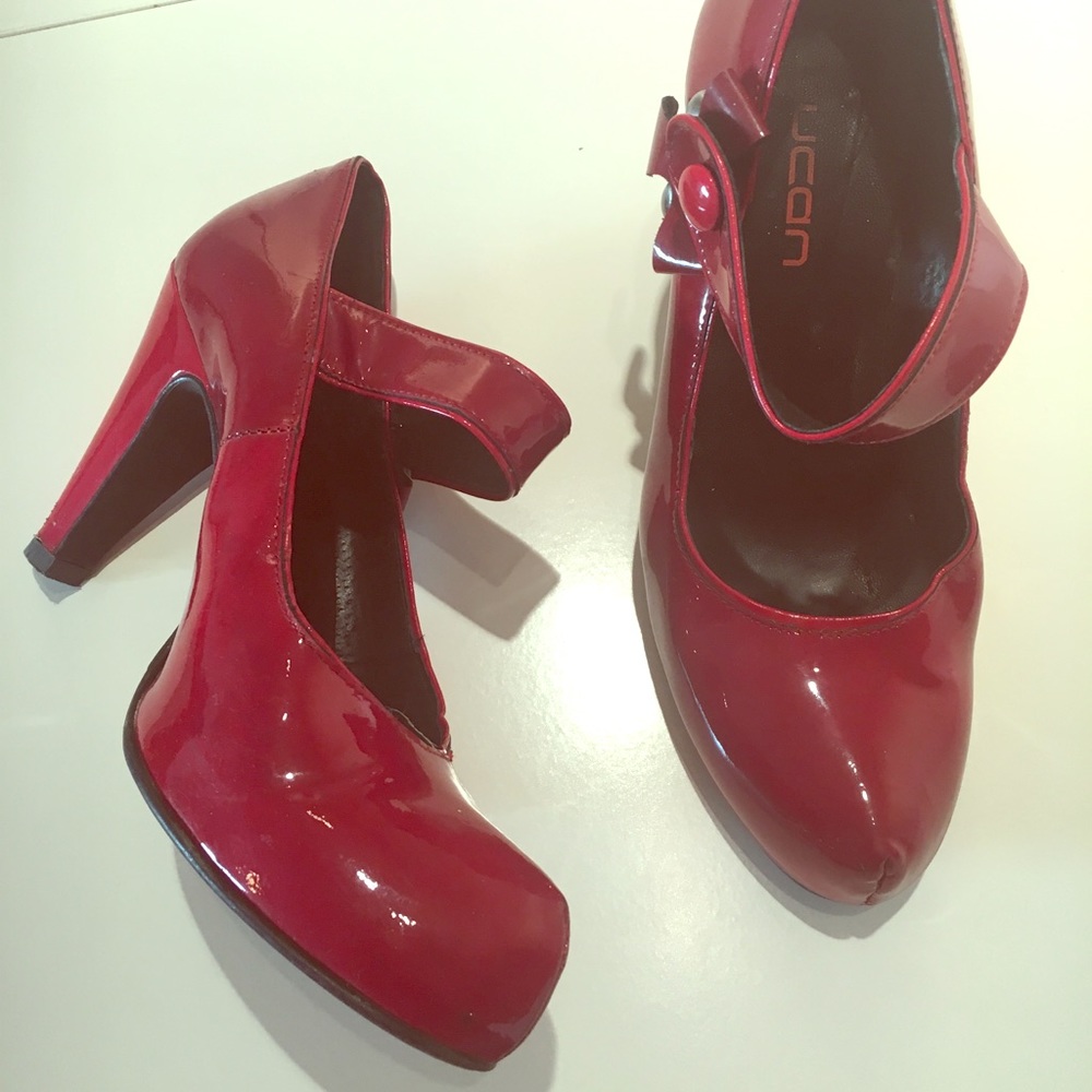 Red shoes